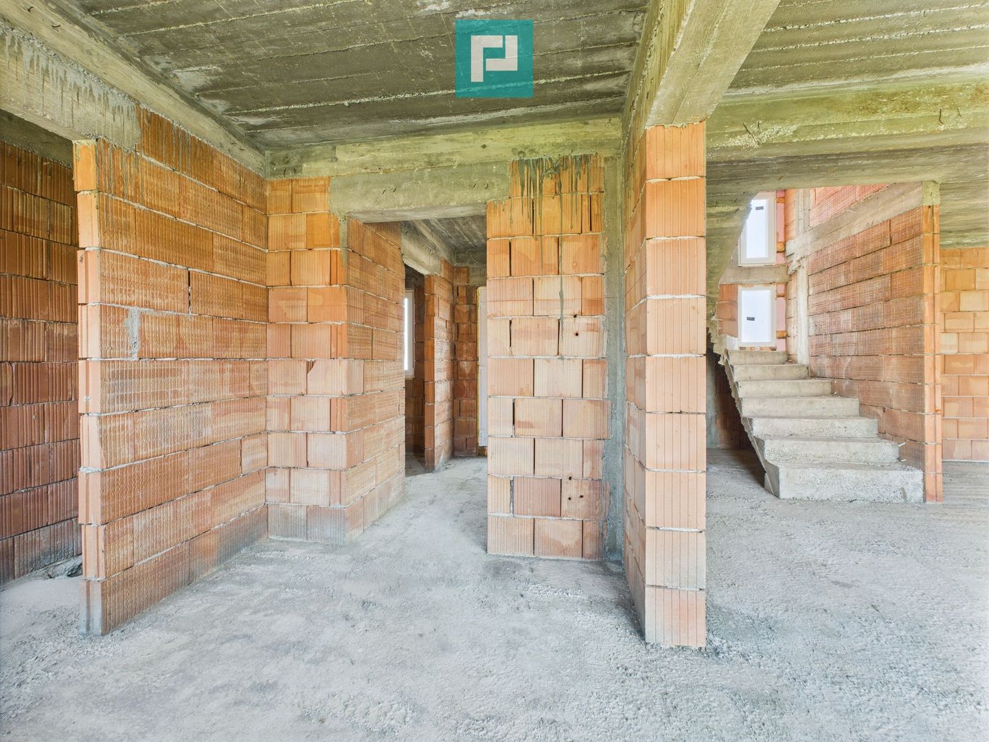 Casă la roșu P+M de vânzare–Cartier nou, Fântânele - Poză 12