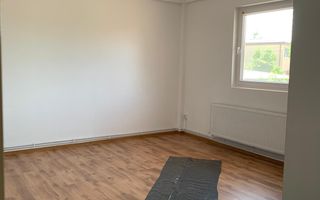 Casa individuala de vanzare in Catelu - 14 camere - teren 1550 mp - Poză 4