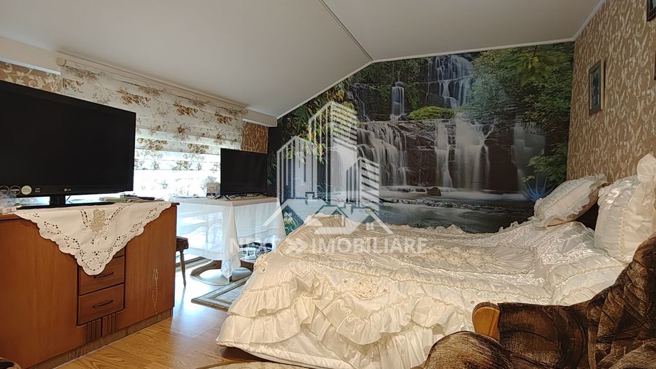 Casa 5 camere cu teren 942 mp Agigea - Poză 12