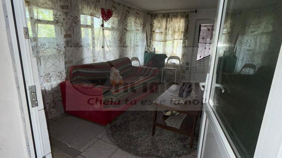 Casă + 2129 mp teren, zonă liniștită, Goruni, Iași – 76.000 euro - Poză 2