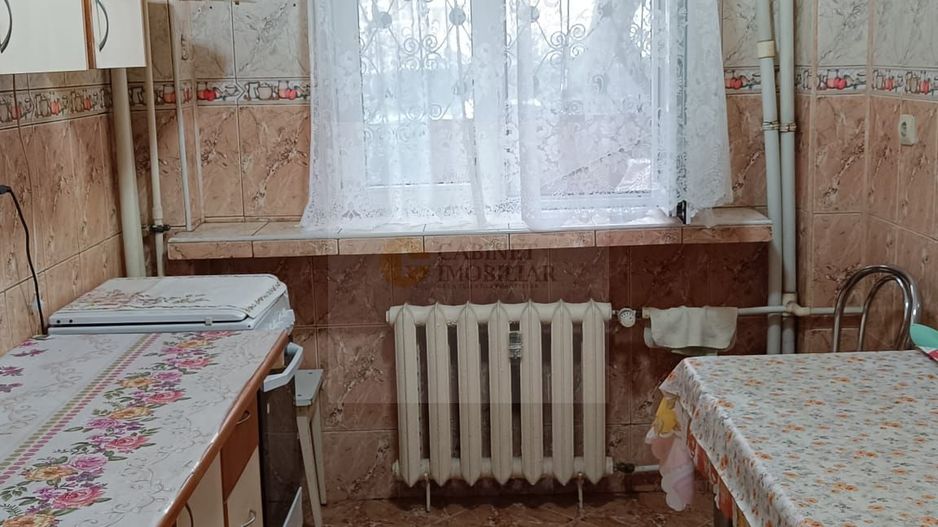 2 Camere - 56MP | Decomandat | 1981 | P/10 | M Gorjului - 2 minute - Poză 7