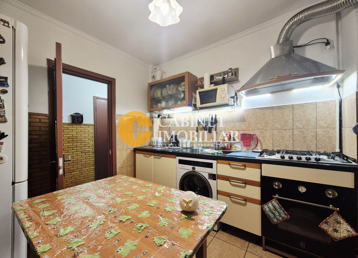 3 Camere Decomandat BOXA+LOC PARCARE - zona Mircea cel Batran - Poză 1