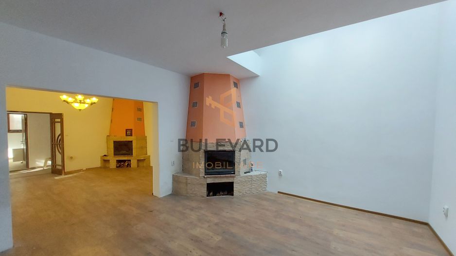 Casa individuala+ birou/spatiu comercial pe Strada 1 Mai! - Poză 4