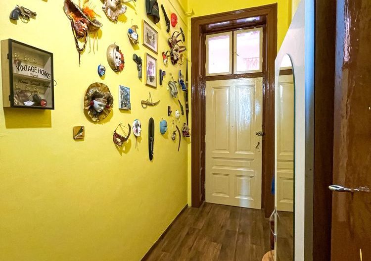 BRASADAS vinde ap 2 cam în Centrul Vechi al oraşului Satu Mare - Poză 2