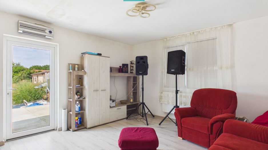 Casă nouă cu 3 camere și 420 mp teren în Sântana - Poză 3