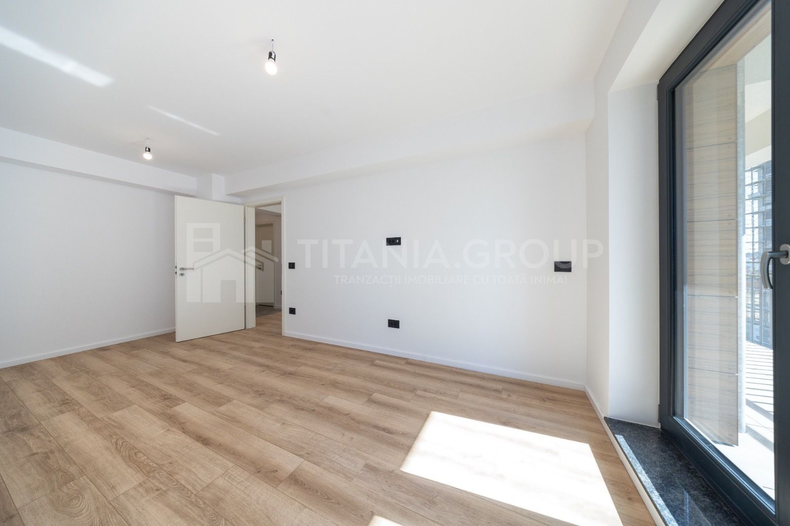 Apartament 2 camere spatios 74 mp,  parcare,  Kasper Coresi - Poză 11