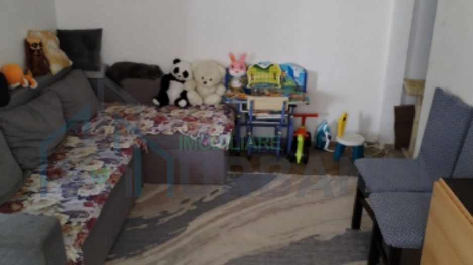Apartament 3 camere, Tătărași, etaj 2/4 - Poză 5