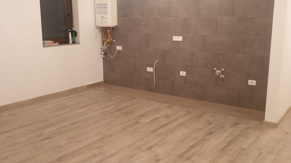 Zona Hotel IQ - Poză 3