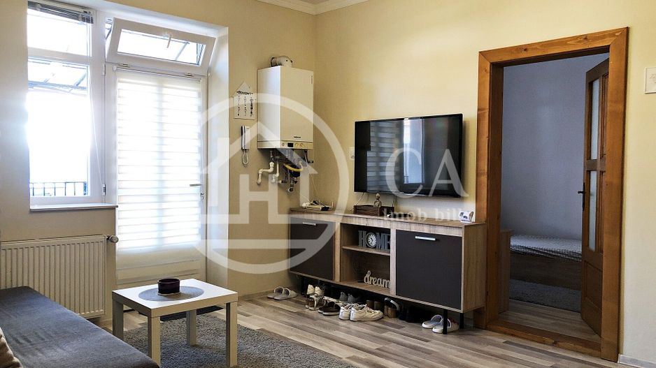 Casa de inchiriat cu 3 camere la curte comuna in zona centrala, Oradea - Poză 2