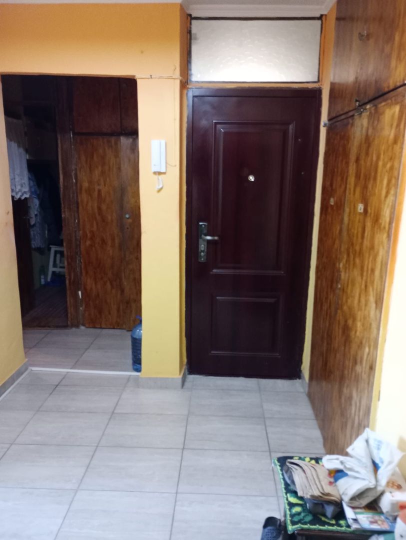 Apartament cu trei camere, Aparatorii Patriei, 130.000€, 0% comision cumparator - Poză 7