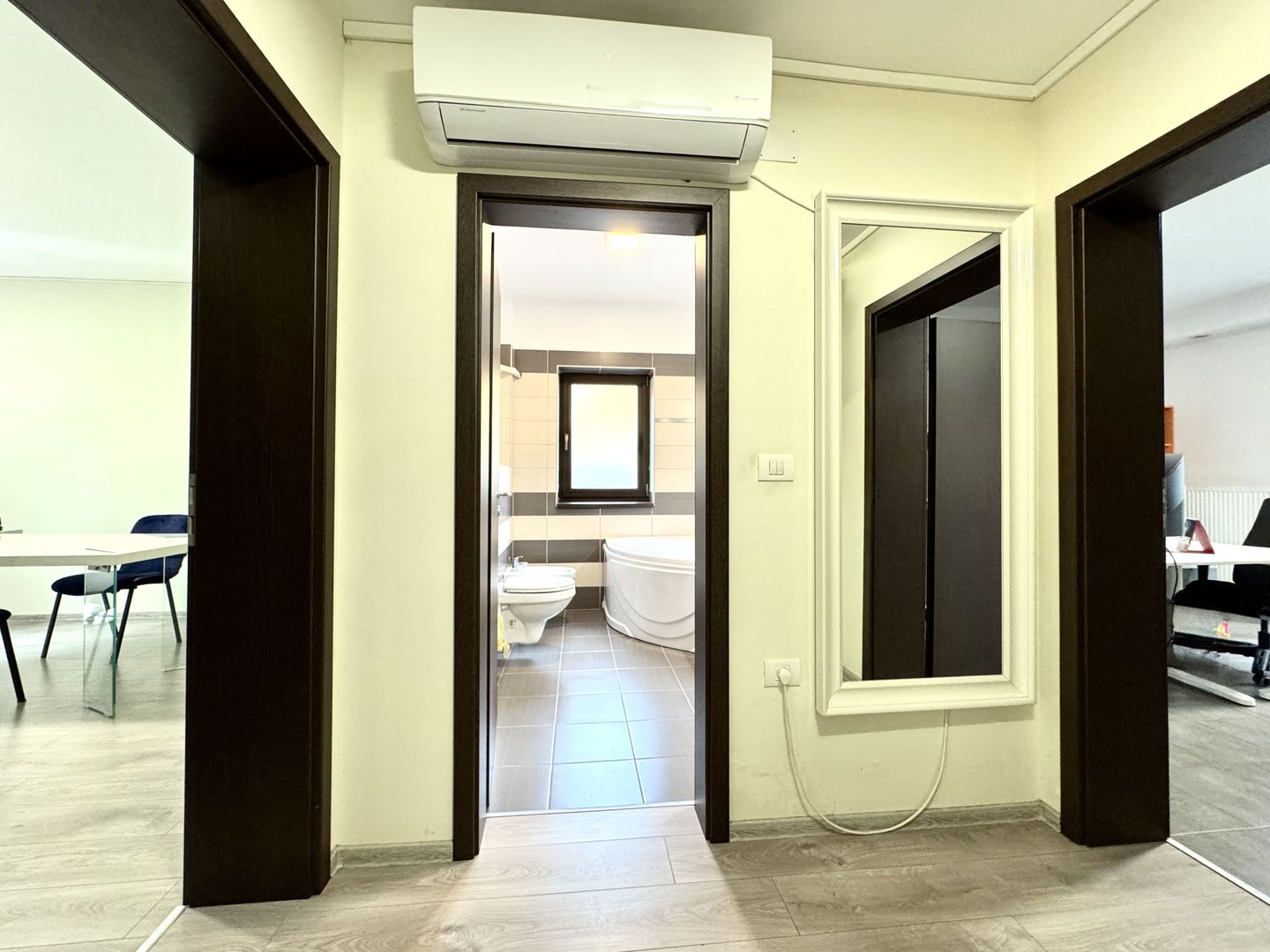 Spațiu de birou complet echipat – 115 mp, 3 birouri, 3 grupuri sanitar - Poză 8