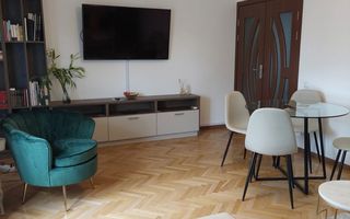 Piata Romana | Apartament decomandat 4 camere modern | Bloc 1980 | 97mp - Poză 2