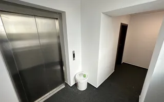 Clădire de închiriat pentru birouri  / clinica - Poză 17