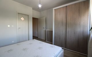 Apartament la casa, 2 camere, 2 bai, centrala proprie. - Poză 12