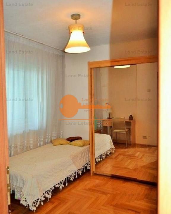 4 camere Piata Victorie - 100 mp - Poză 3
