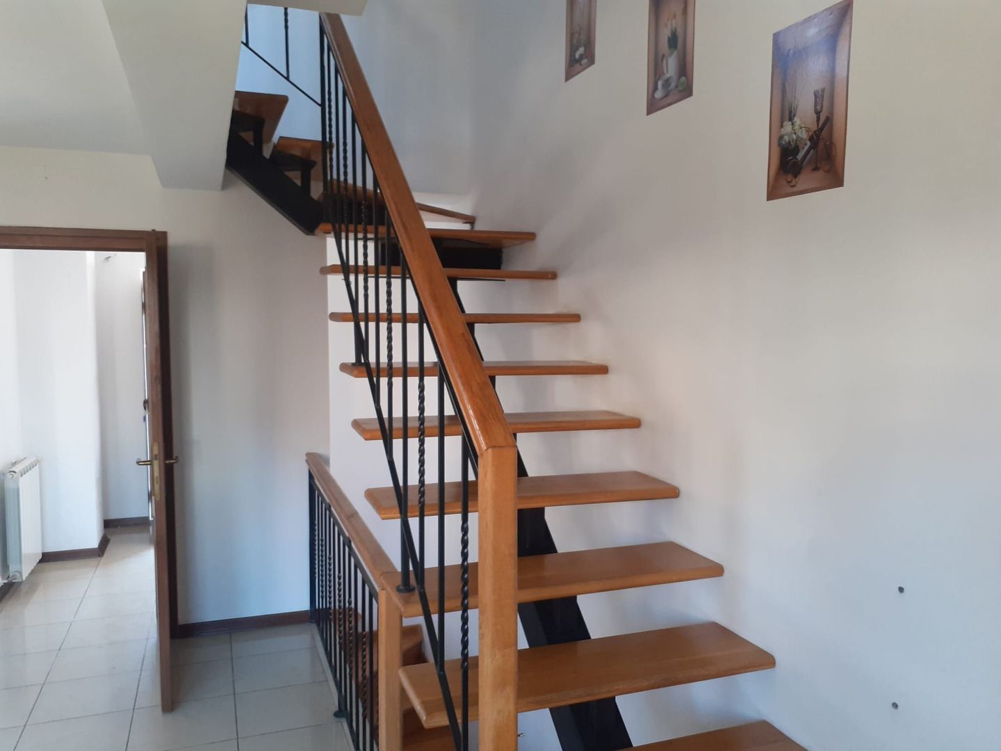 Casa insiruita, 2 dormitoare, garaj, Sanmartin. 120 000 E. Comision 0. - Poză 7