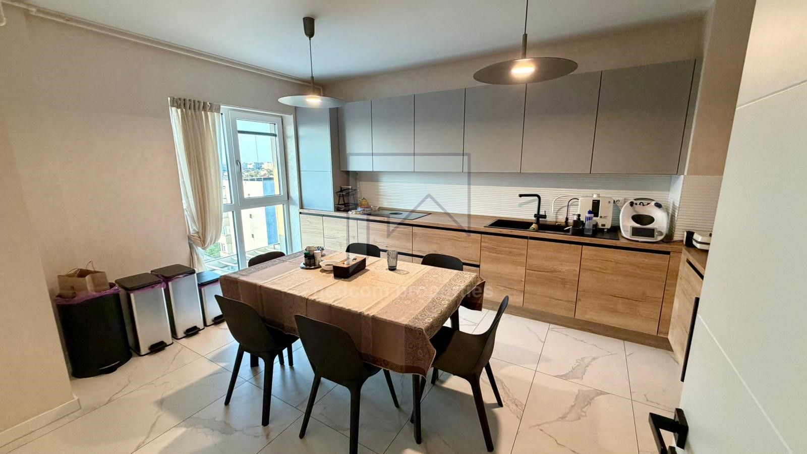 Duplex Premium 4 Camere - Vasile Lascar - Terase Panoramice - 2 Locuri parcare - Poză 12