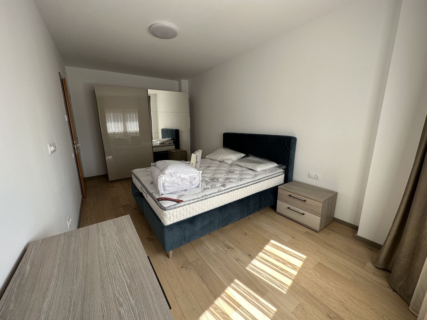 Apartament bloc nou 3 camere - parcare subterana - Poză 11
