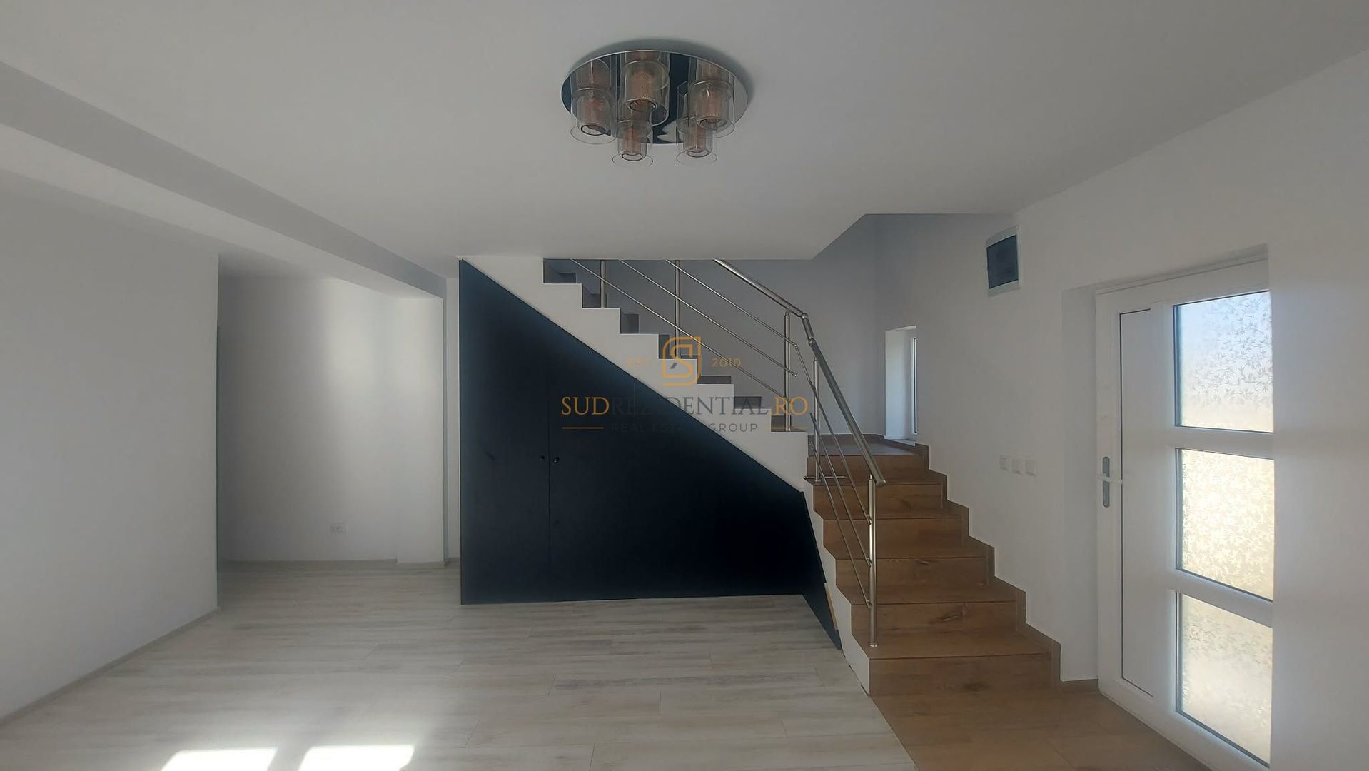 Vila duplex, semimobilata,3 camere, bucatarie inchisa,Comuna Berceni - Poză 17