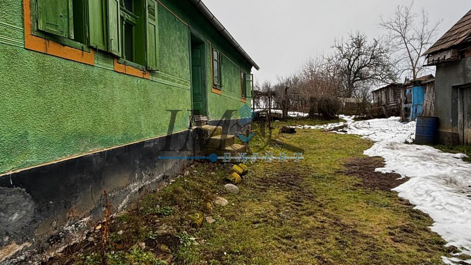 Casa bătrânească de vânzare în Ohaba - Poză 6