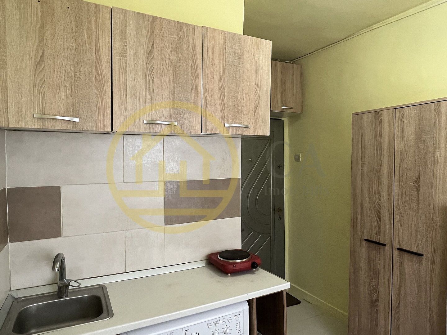 Garsoniera de vanzare zona Rogerius, Oradea - Poză 2