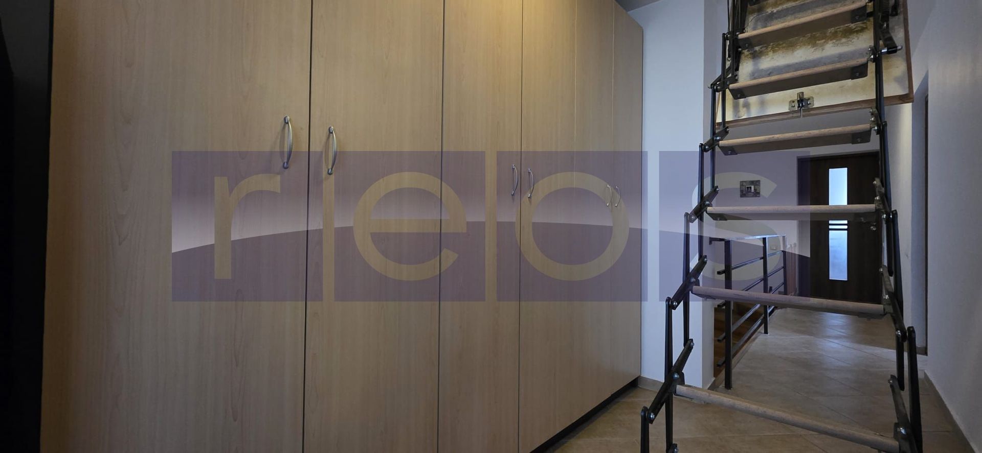 VANZAE VILA P+1+P | 6 CAMERE | ZONA VITAN MALL - Poză 22