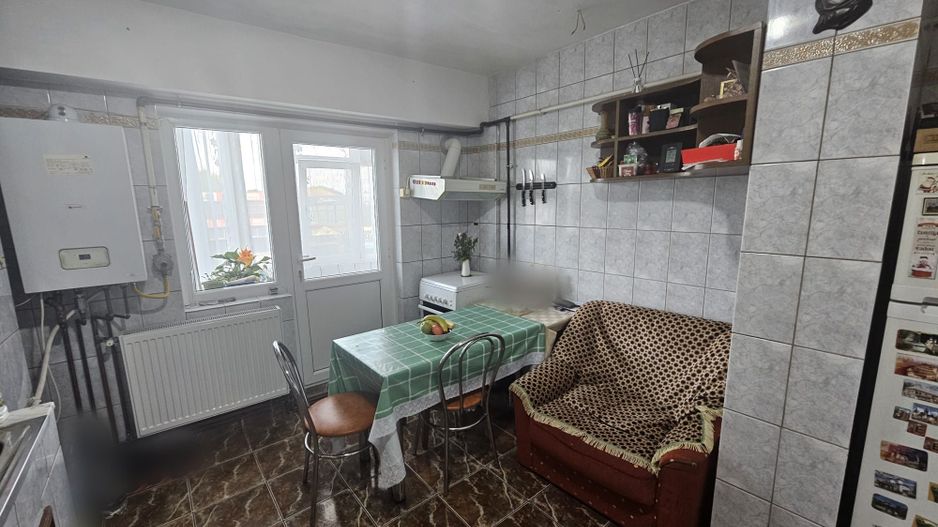 Apartament 2 camere, decomandat, etaj 1 – Cartier Prundu, zona Depou - Poză 8