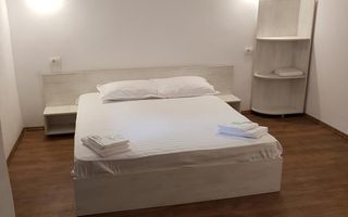 CAzare pentru firme,angajati zona Onix - Poză 2