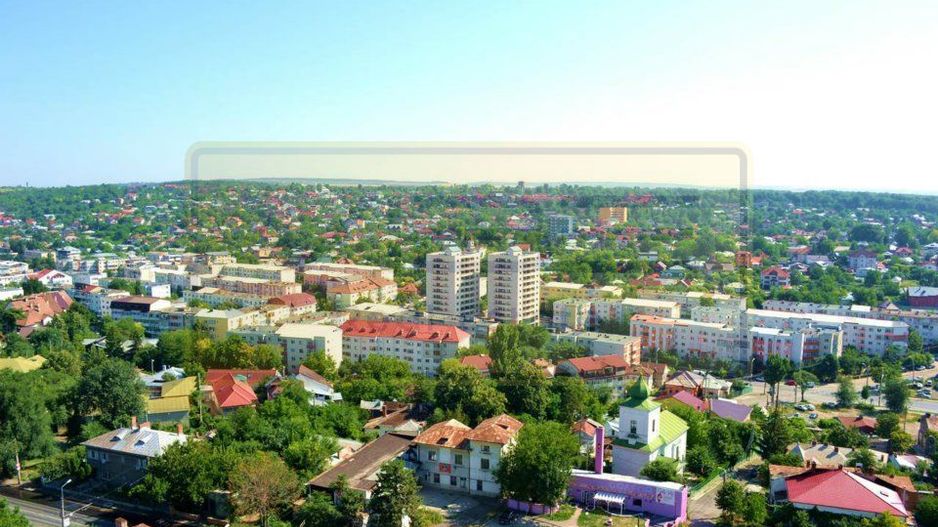 Apartament 2 camere decomandat zona Podul de Fier - Poză 1