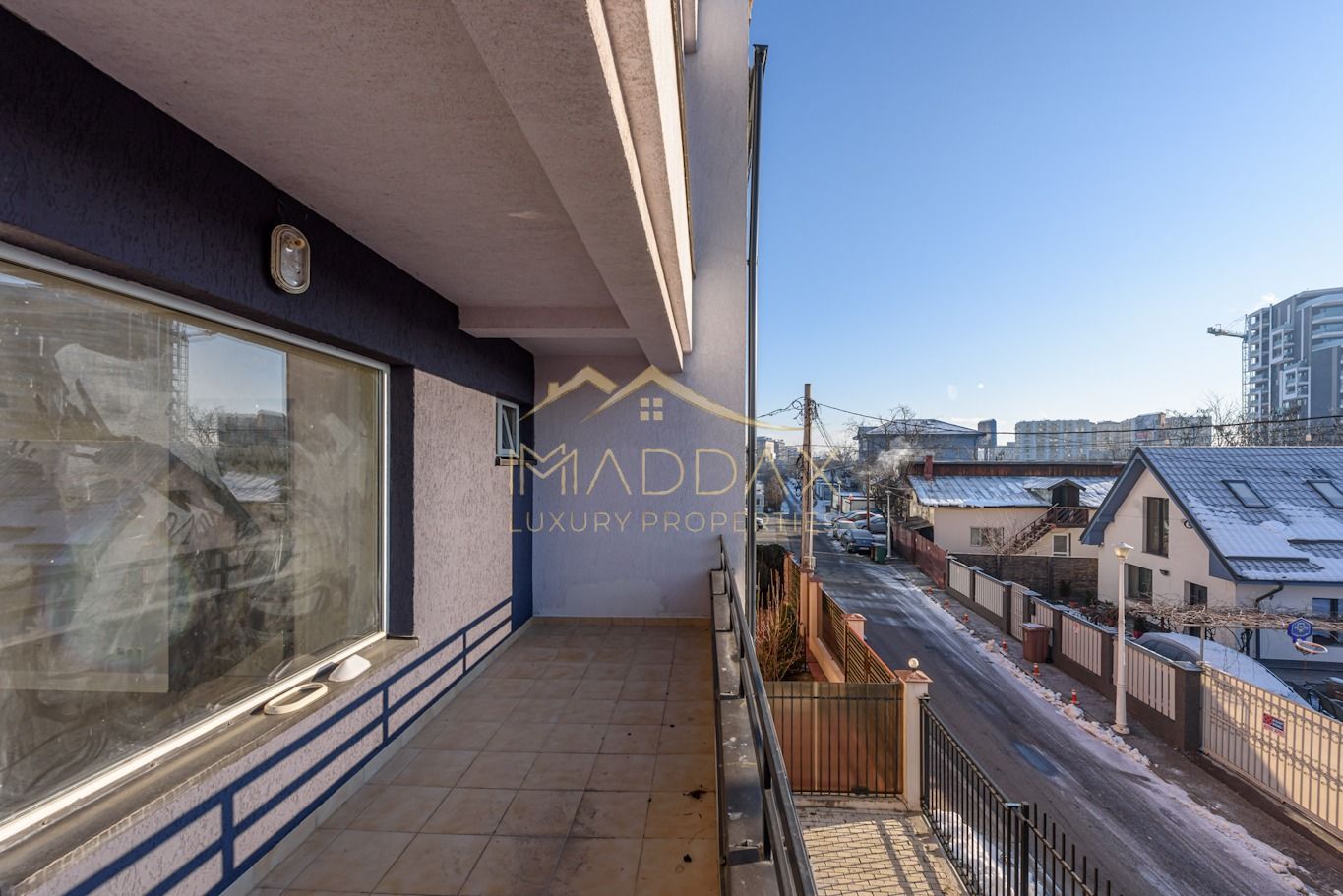 Vila ***400mp*** + Curte Proprie // zona Aviației - Poză 4