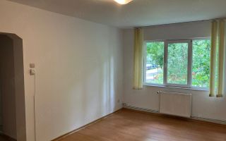 Apartament 2 camere, zona Ciurchi, Iași – renovat, mobilat, utilat - Poză 2