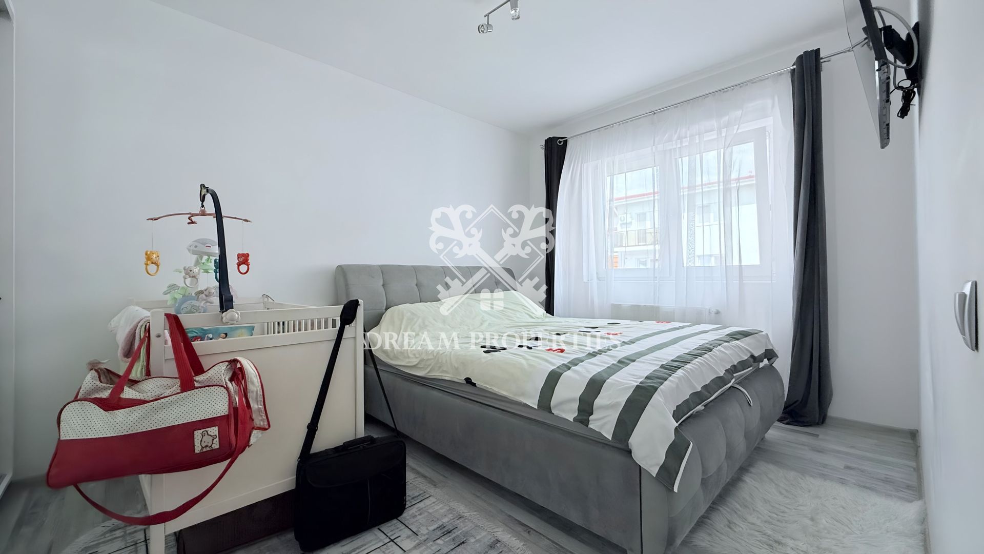 Apartament cu 2 camere de închiriat, balcon, parcare, Omnia Apahida - Poză 4