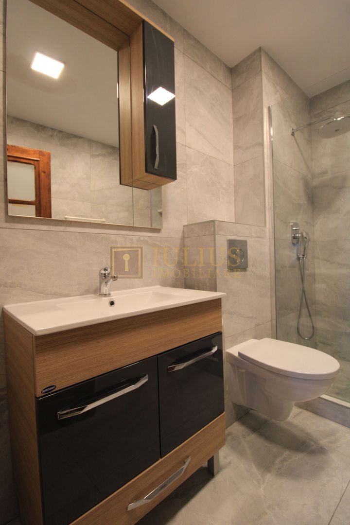 3 camere, curte comuna, centrala proprie. - Poză 13