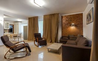 Ap spatios 4 camere, garaj, Andrei Muresanu, zona strazii Trifoiului - Poză 38