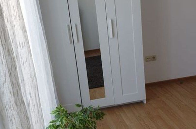 Apartament de 3 camere in Cosmopolis mobilat si utilat, parcare - Poză 4