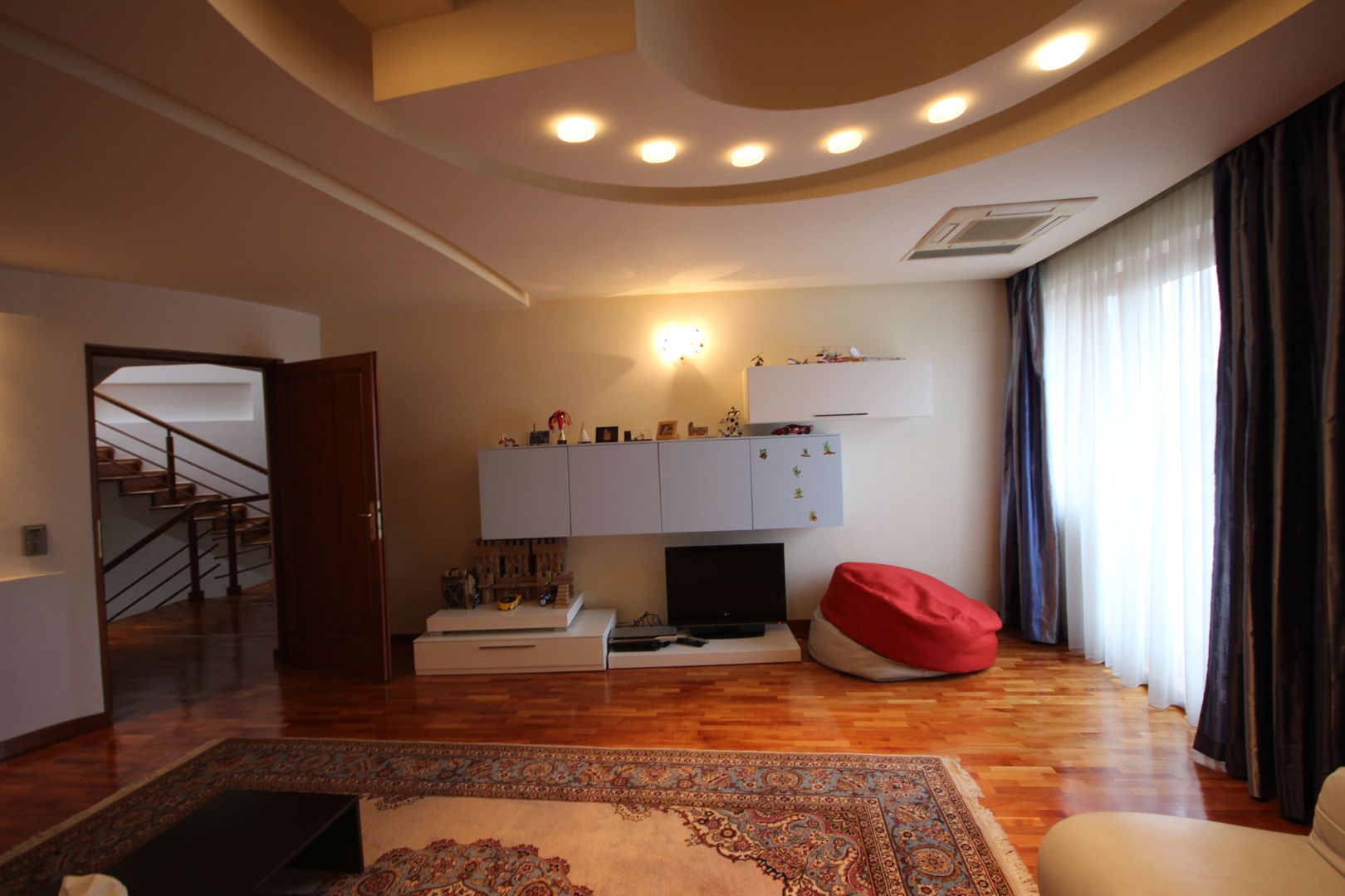 Casa pretabila birouri, camin de batrani - Poză 11