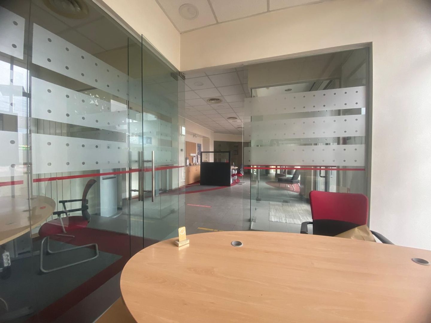 Spațiu comercial de închiriat-zonă ultracirculată, Micro 3 -Târgoviște - Poză 2