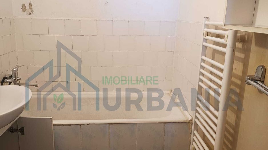 Apartament trei camere semi decomandat Tutora Tesatura - Poză 6