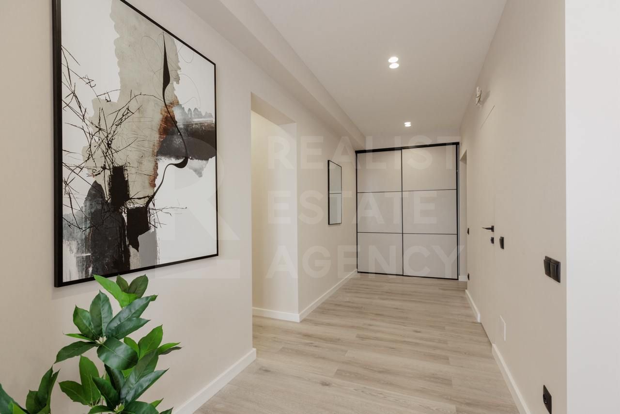 Vânzare, apartament, 2 camere + living, strada Calea Ieşilor, Sculeni - Poză 10