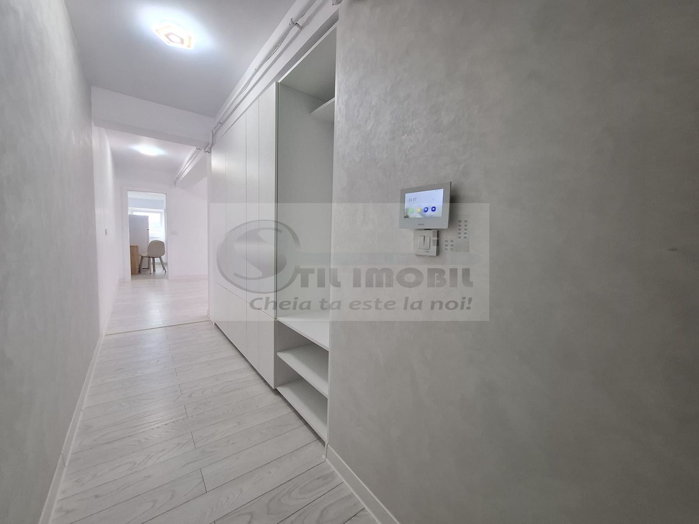 Liber, mobilat, de vanzare apartament 2 camere, Cug Pepiniera - Poză 16
