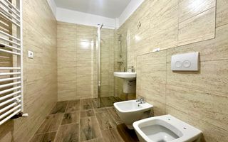 Apartament nemobilat, 3 camere 2 bai+parcare, Zona Coresi - Poză 8