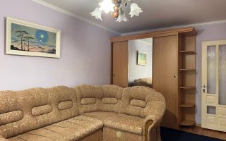 Vânzare , apartament 3 camere 88 mp, bd. Traian, Botanica - Poză 2