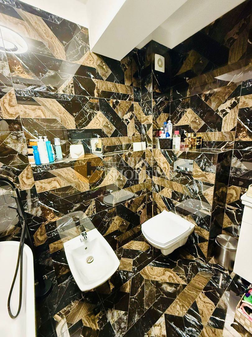 BUCIUM - 2 CAMERE DECOMANDAT - MOBILAT SI UTILAT - ETAJ INTERMEDIAR - Poză 4