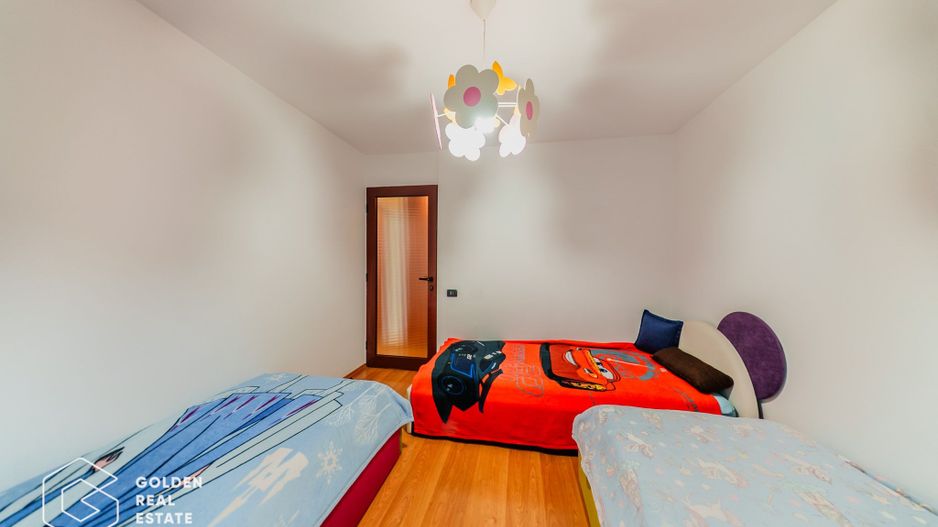 Apartament 4 camere, decomandat, etaj 2, Micalaca, str Fratiei - Poză 9