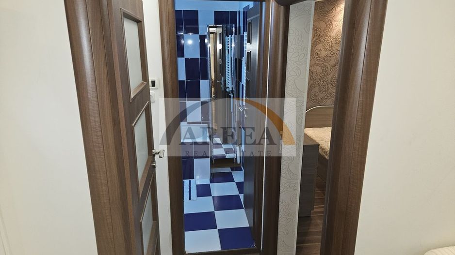 De vanzare - elegant, renovat complet - 3 camere la Calea Vacaresti - Poză 9