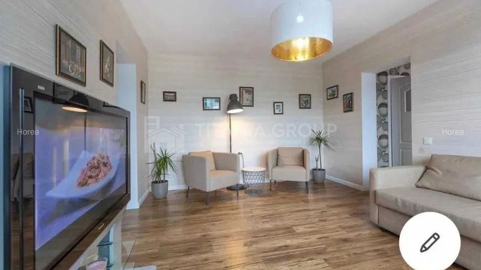 Apartament cochet in centrul Brasovului, contract ANAF - Poză 3