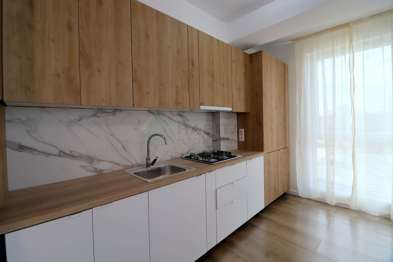 Mobilat | parcare optional | inchiriat | Comision 0 | 2 camere Tunari - Poză 3