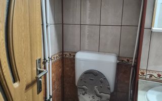 Mic la întreținere, bun la randament: apartament în Orșova - Poză 19