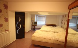 Vila  destinatie camin batrani - Poză 40