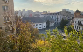 2 camere spatios, B-dul Bratianu, 50 m de metrou, vedere spate - Poză 12
